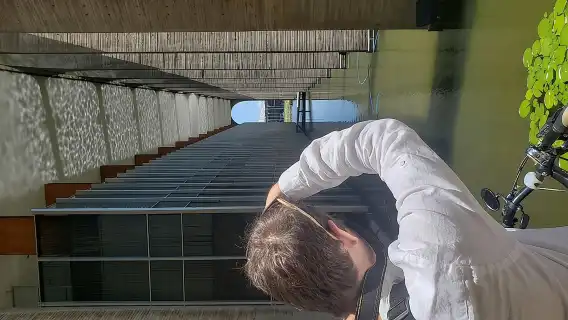 ทัวร์ชมเมืองด้านพลเมือง กฎหมาย และสถาปัตยกรรม