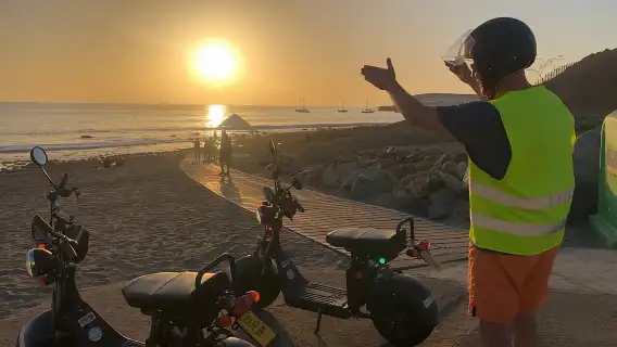 Maspalomas: Sunset E-Scooter Chopper 2 seat Guided Tour