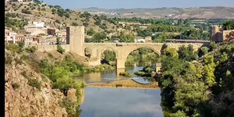 西班牙+馬德里托萊多+託萊多大教堂+古城+托萊多橋包車一日遊