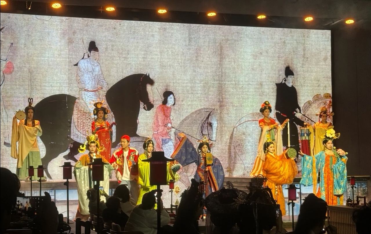 洛陽宮宴● 神都十三朝歷史沉浮 享洛陽牡丹宴國色天香【宮廷御膳+古風樂舞表演+可選古代服裝妝造體驗】#