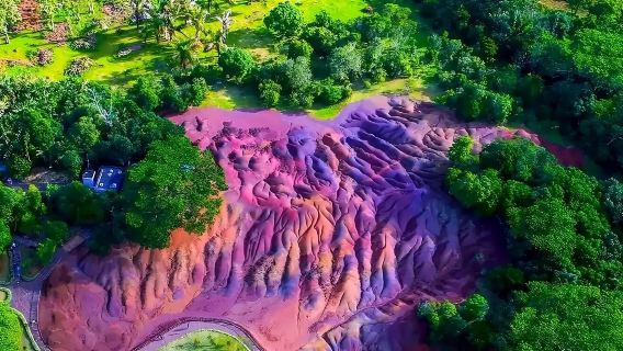 모리셔스 차마렐 칠색 지구 지질공원 + 퐁 나튀렐 + 그리 그리 비치 + 블루 베이 + 영어 가능 기사 전세 차량 당일 치기 여행