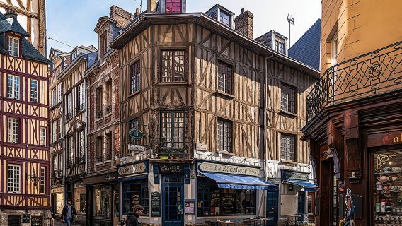 Rouen Private Walking Tour With A Professional Guide