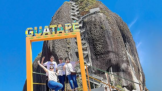 Guatapé & Piedra del Peñol Tour + Gastronomy & Cruise