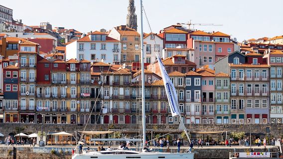 Porto 2-hour boat tour with panoramic views