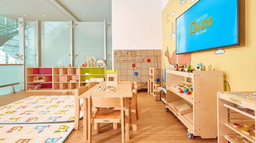 Dubai International Airport Plaza Premium Lounge at Terminal 3 Transfer Services 2