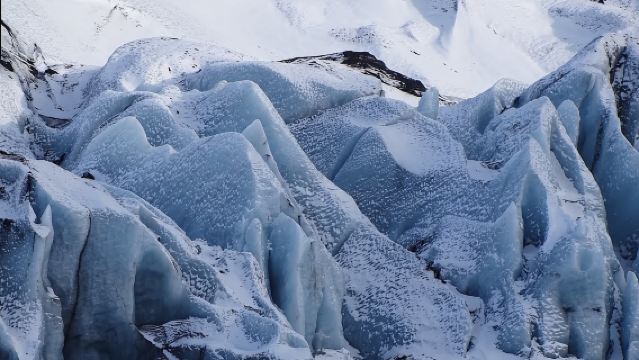 冰島雷克雅未克-米達爾斯冰原-黑沙灘【中文專車-悅享旅途】