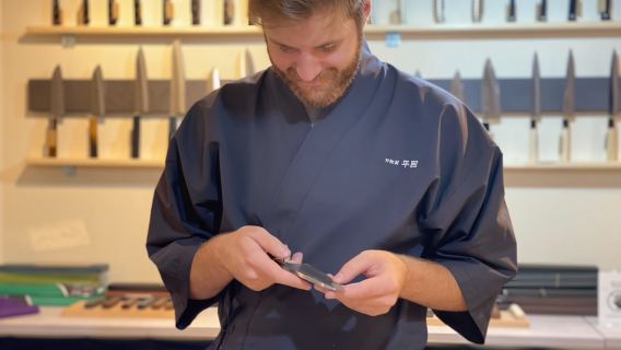 Kyoto: Workshop für Anfänger zum Messerschärfen und Griffanpassen