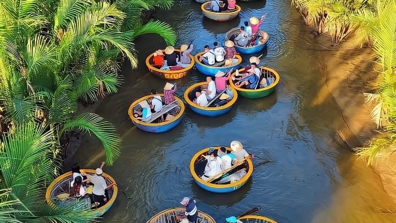 Hoi An: Basket Boat Tour by River Boat and Lantern Release