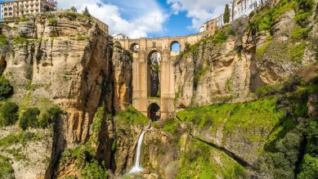 세비야 출발: 론다, 세테닐 데 라스 보데가스 흰 마을 및 사하라 전망대 당일 치기 여행