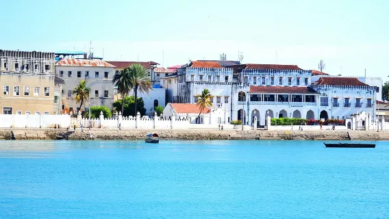 Tour privato di un giorno intero a Stone Town + Spice Farm e Prison Island