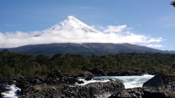 Private Day tour Petrohue Falls, Osorno Volcano & Puerto Varas