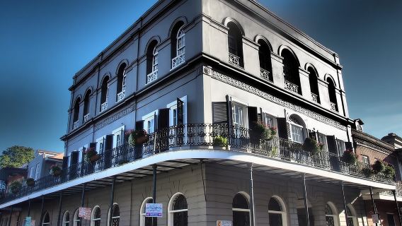 ทัวร์เดินชมผีและแวมไพร์ในย่านเฟรนช์ควอเตอร์