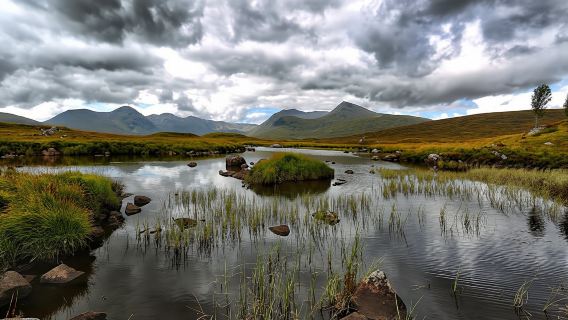 Loch Ness and the Highlands of Scotland day trip from Edinburgh