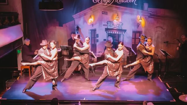 Pertunjukan Tango El Viejo Almacen dengan Makan Malam Pilihan