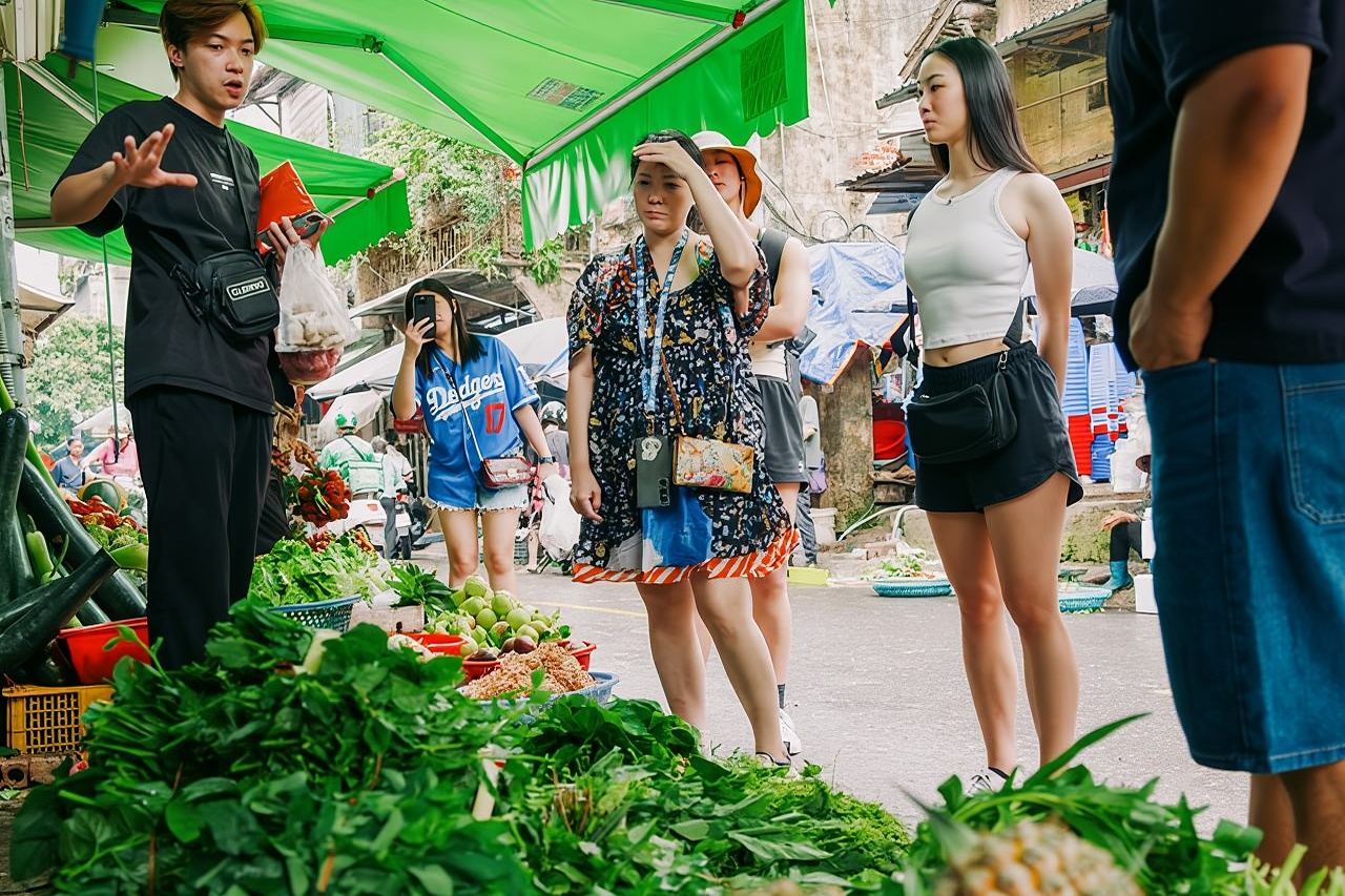 Hanoi Cooking Class: Market Tour, Free Liquor & Coffee Tasting