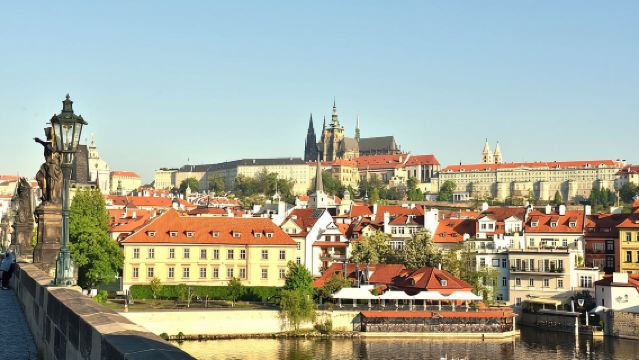 Wandelreis door de oude stad van Praag, de Karelsbrug en het Praagse Burcht