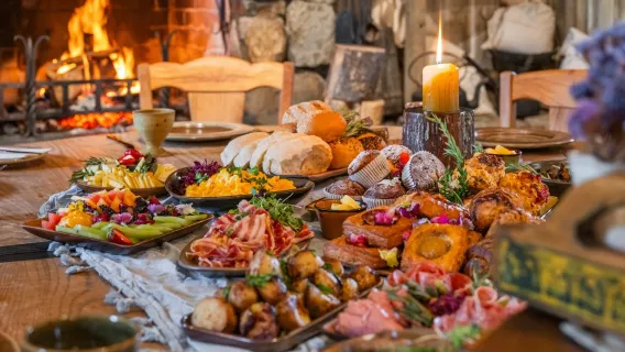 New Zealand Hobbiton breakfast Tour / Lunch Tour / Dinner Tour / Hobbiton Guide Tour + Special Buffet New Zealand Must-see Attractions