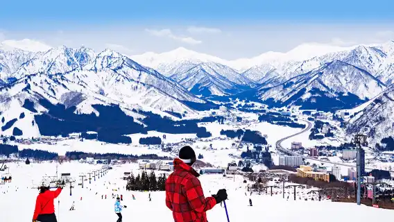 Niigata Yuzawa NASPA Ski Garden Adult Skiing Lessons (Chinese Instruction) with Optional Lift Ticket Purchase