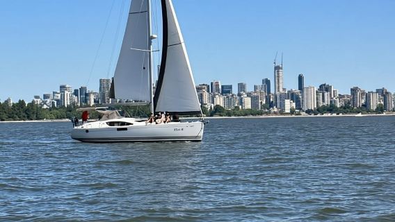 Vancouver: Segelbootfahrt zum Mosquito Creek und zur English Bay