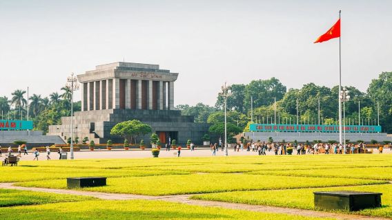 Vietnam Visa On Arrival | Easy Process for Tourists | General & Emergency Service