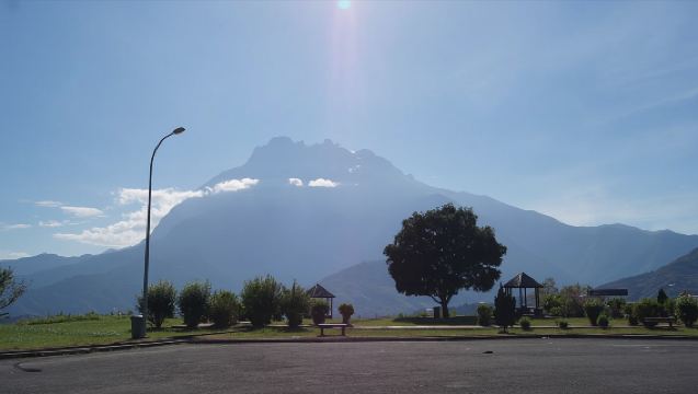 コタキナバル発｜世界遺産キナバル公園＋キャノピーウォーク　ツアー(足湯体験あり)｜日本語ガイド付き