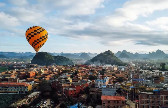 雲南普者黑熱氣球飛行體驗 日出觀光高空自由飛行 雲南周邊遊