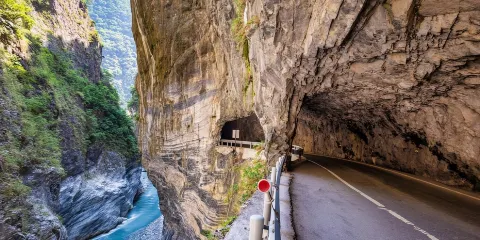 花蓮太魯閣國家公園+七星潭海岸風景特定區+Qingshui Duanyai一日遊