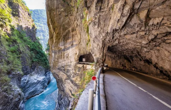 花蓮太魯閣國家公園+七星潭海岸風景特定區+Qingshui Duanyai一日遊