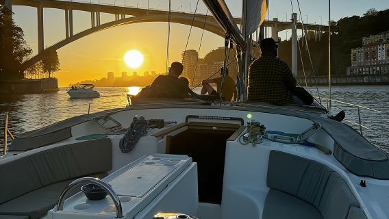 Hafen: Segeln, Genießen & Schlemmen: Douro-Bootstour mit Weinprobe