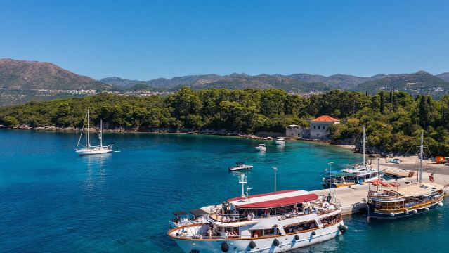 Dubrovnik: Elaphiti Islands Full-Day Cruise with Lunch