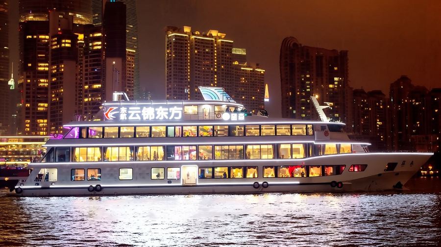 上海黃浦江遊覽網紅遊船自助餐晚宴浦江夜遊外灘東方明珠陸家嘴大船郵輪（龍船／水晶公主／申城之光）含餐船票