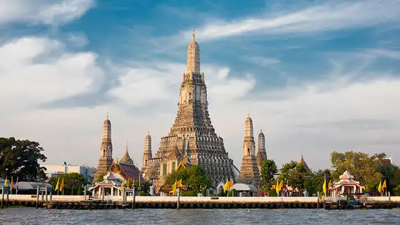 泰國曼谷大皇宮+鄭王廟+水門寺一日遊◆1車1導◆輕奢自助午餐