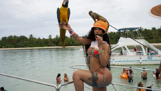 Punta Cana boottocht met drankjes, snorkelen, strandbar met entertainment