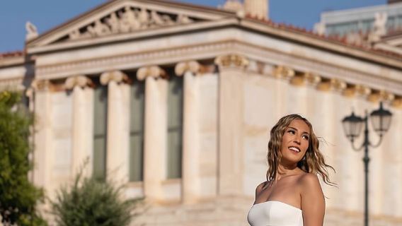 Athena: Sesi Foto Neoklasik