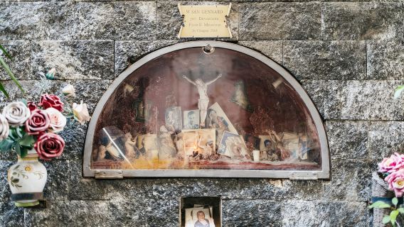 Nápoles: Recorrido artístico callejero por el Barrio Español