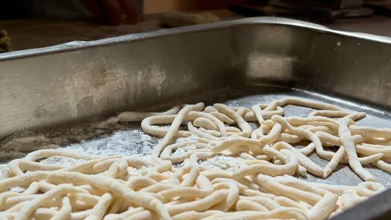 Rome: Pasta & Tiramisu Class with Fine Wine by the Vatican