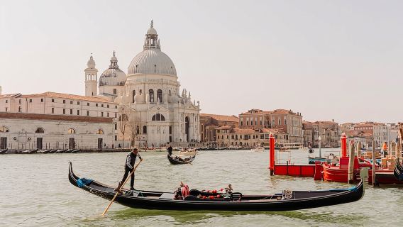 Venedig: Dogenpalast, Gondelfahrt & Markusplatz