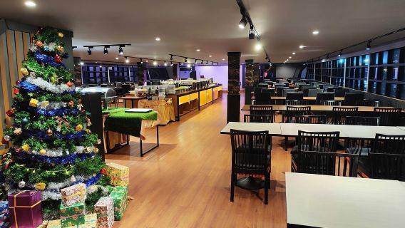 Bangkok: White Orchid Chao Phraya Cruise Free Flow Beer