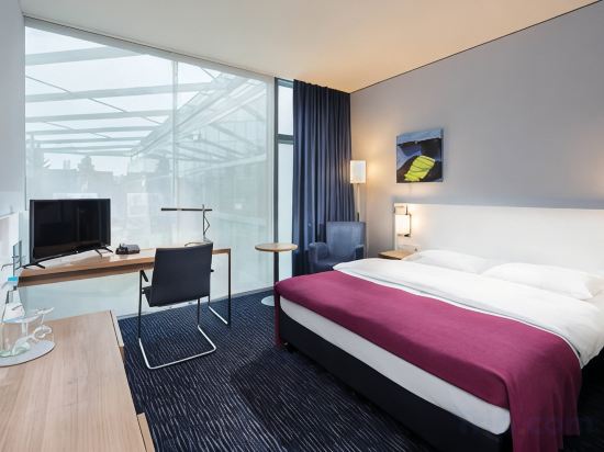 Seminaris Sunday Campus Hotel Berlin Room Type - Standard Double Room - King