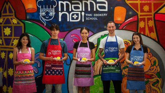 Cooking Class with Organic Farm in Chiang Mai at Mama Noi