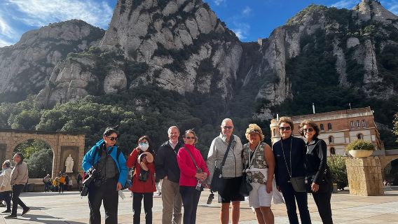 Montserrat Cardona and Salt Mountain Private Tour