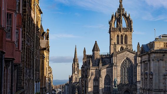 Altstadt von Edinburgh: Historischer Stadtrundgang mit Führung
