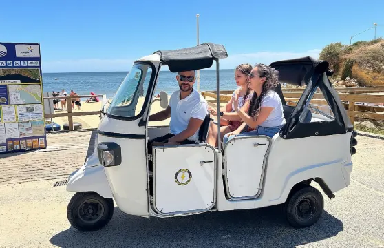 私人：阿爾布費拉/維拉摩拉城市和海灘之旅（嘟嘟車或吉普車）