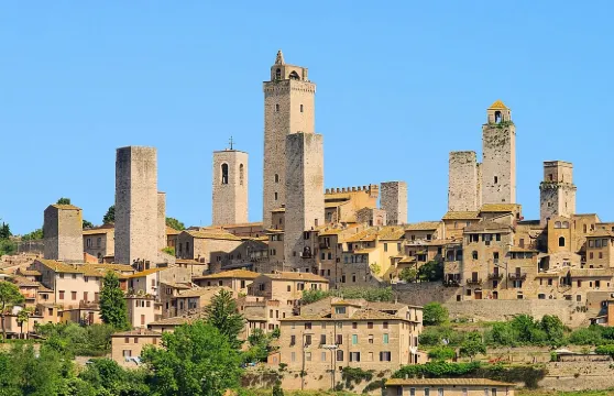 聖吉米尼亞諾、錫耶納、蒙特裏焦尼：全程導覽、午餐及品酒體驗