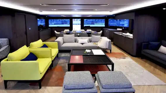 Shenzhen Yacht Rental: 58-foot Luxury Catamaran Yacht (1-10 passengers) in Qixing Bay [Drinks + Fruit Plate + KTV + Driving Experience] for Birthdays, Proposals, Business, etc.