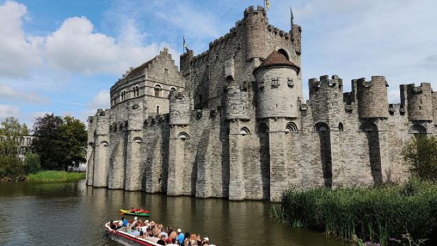Ghent Completely - 90-minute boat tour (DUTCH ONLY)