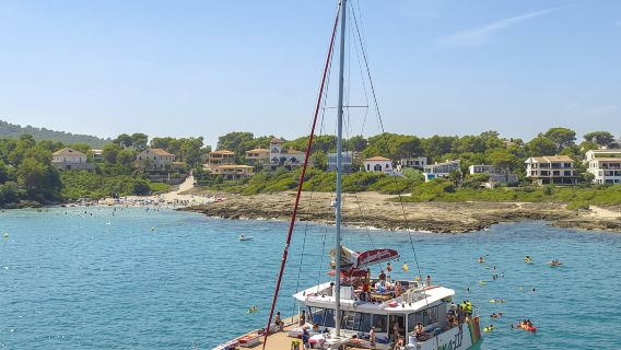 Port d'Alcudia: North Coast Catamaran Cruise with Meal