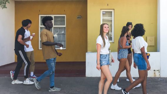 Cape Town: Tur Jalan Kaki Berpemandu Kopi & Budaya Distrik Enam