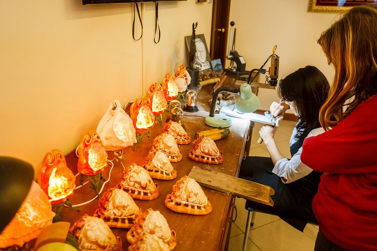 From Rome: Pompeii Guided Day Trip with tickets and Lunch