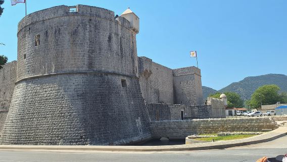 Ston: Private White Gold Tour With a Wall Climb